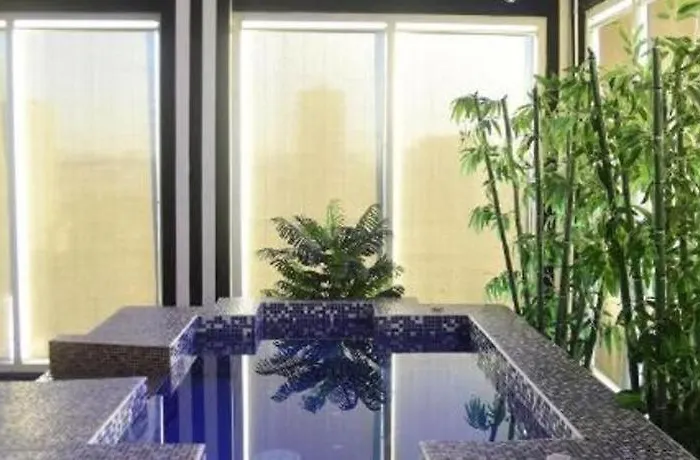 Hotel Northpointe Residences Manila