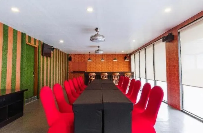 Hotel Northpointe Residences
